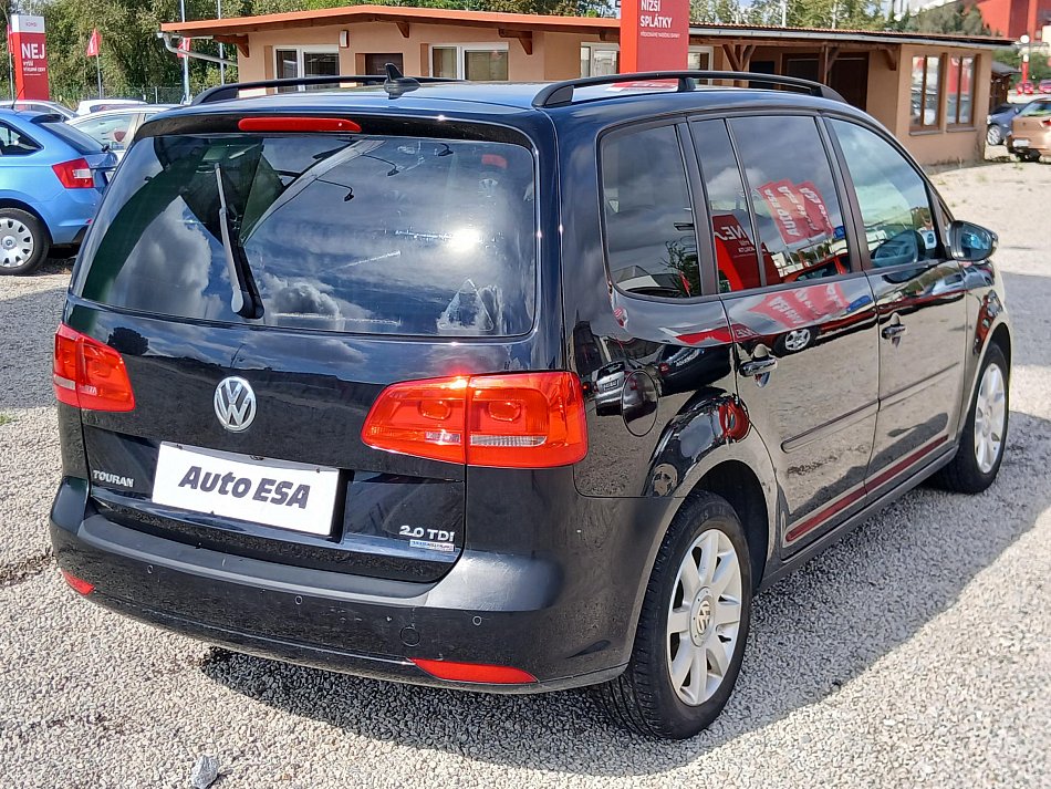 Volkswagen Touran 2.0 TDi 