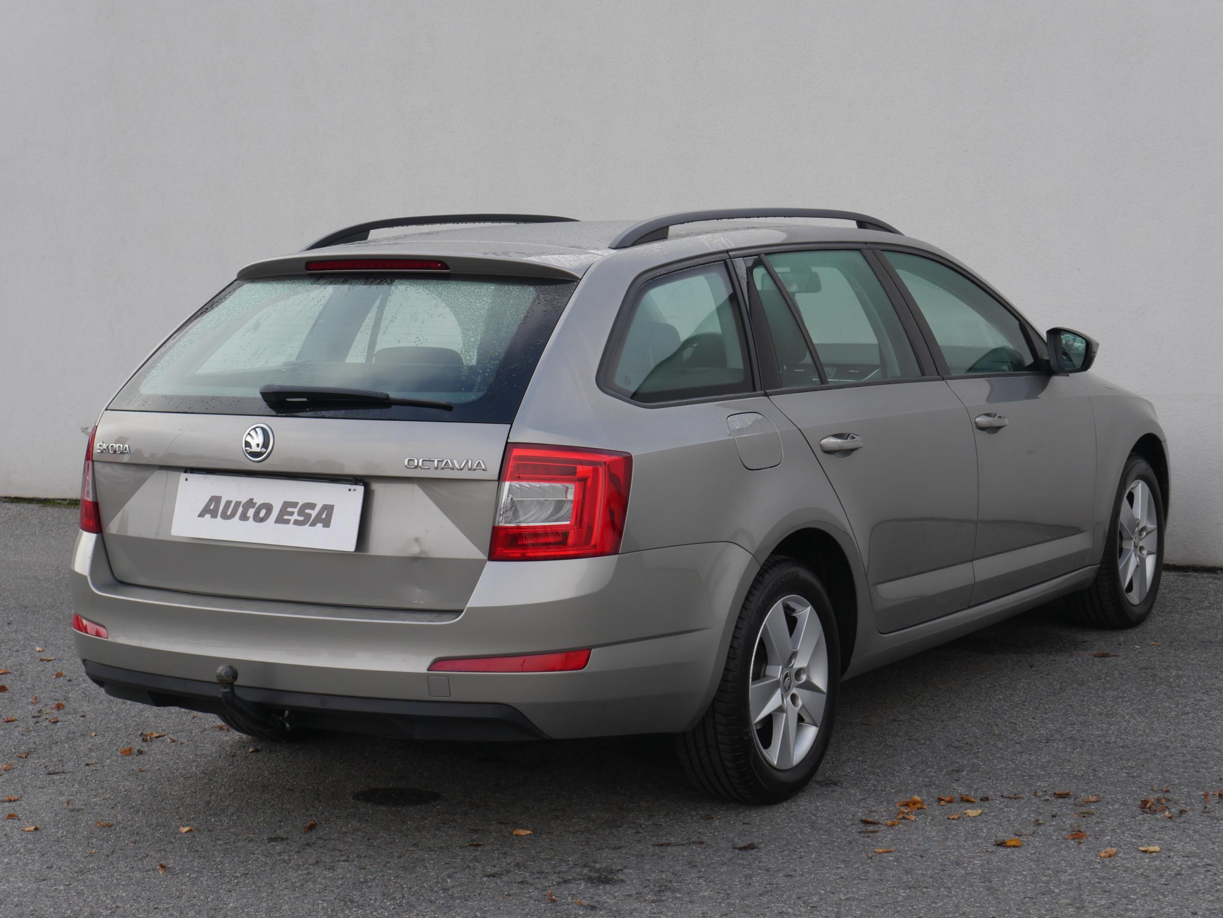 Škoda Octavia III, 2013 - pohled č. 4