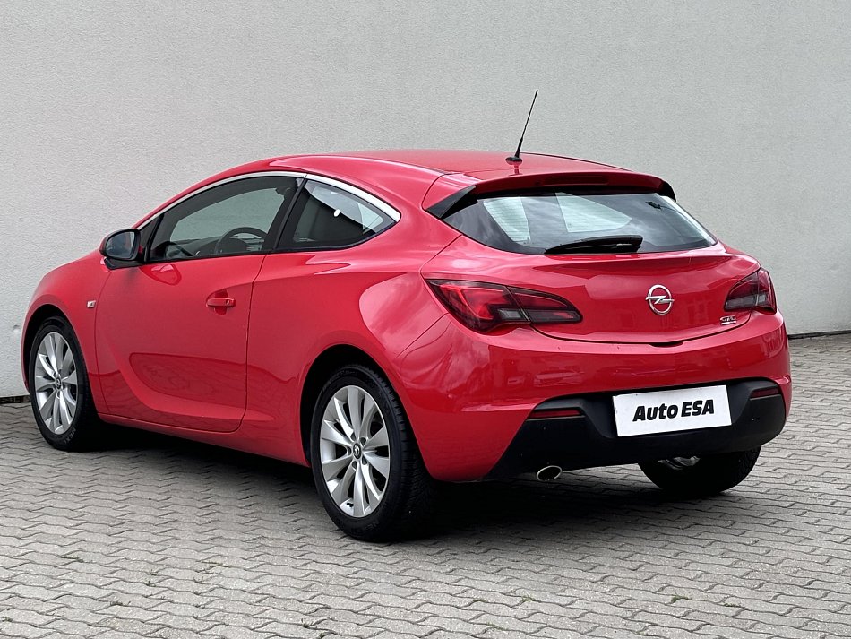 Opel Astra 2.0 CDTi GTC