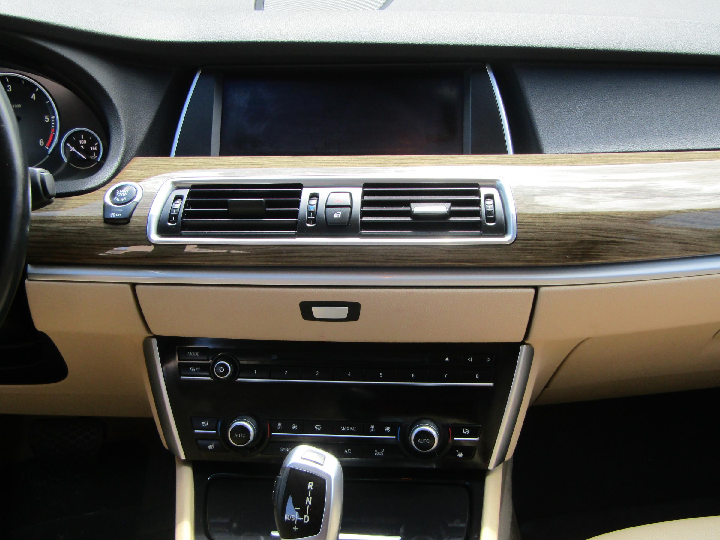 BMW Řada 5, 2015 - pohled č. 11