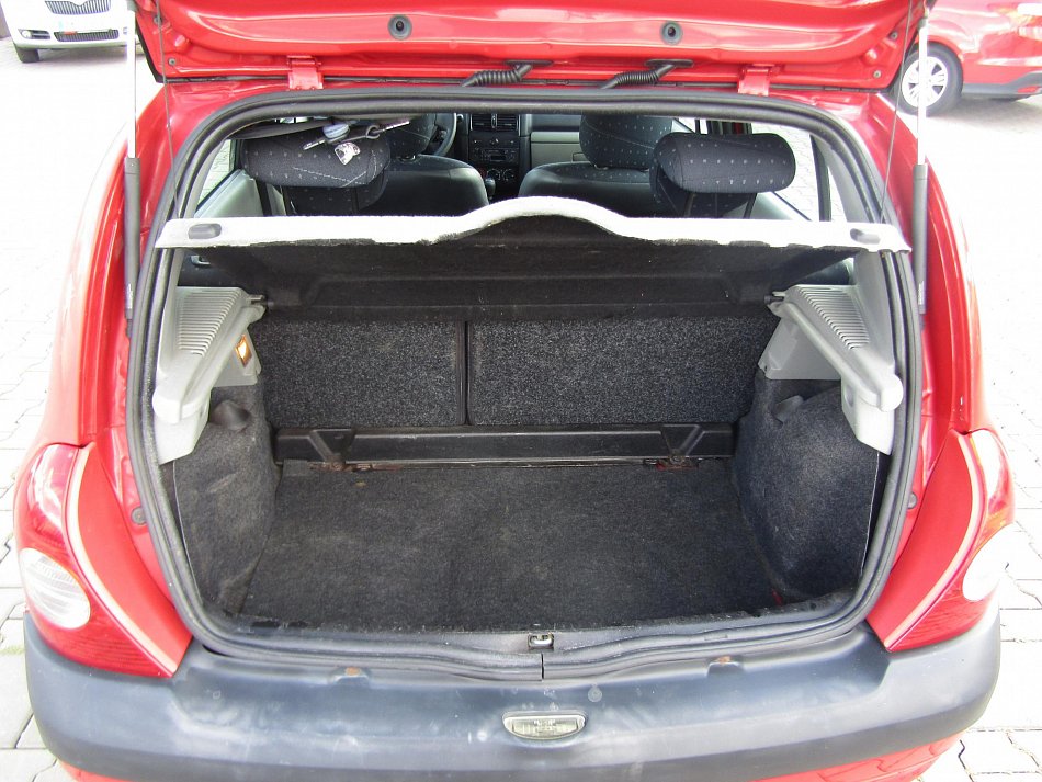 Renault Clio 1.2i 