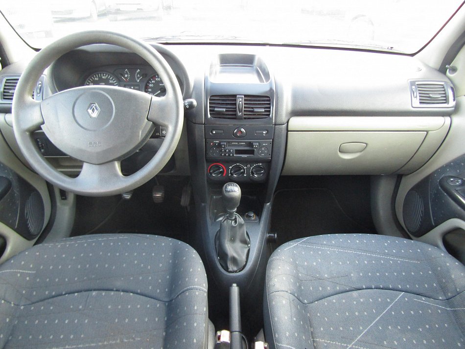 Renault Clio 1.2i 