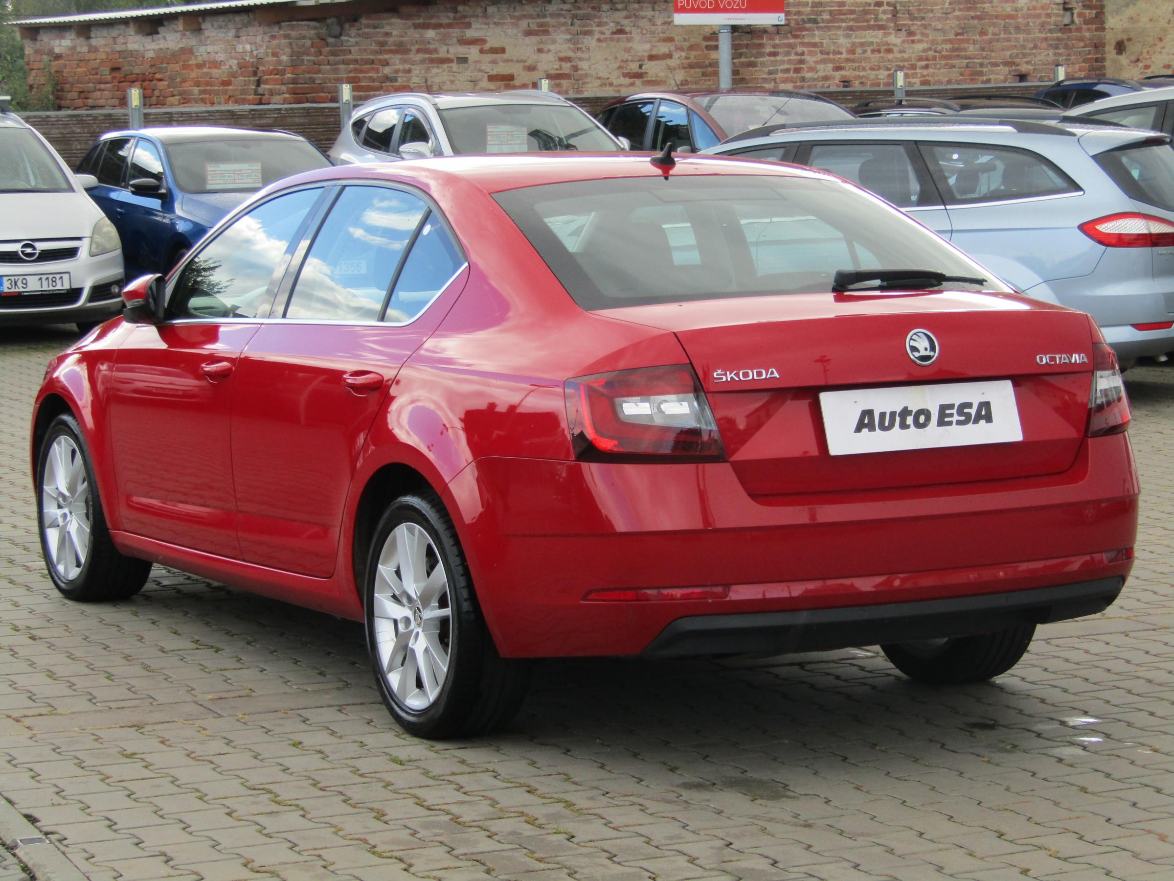 Škoda Octavia III, 2018 - pohled č. 6