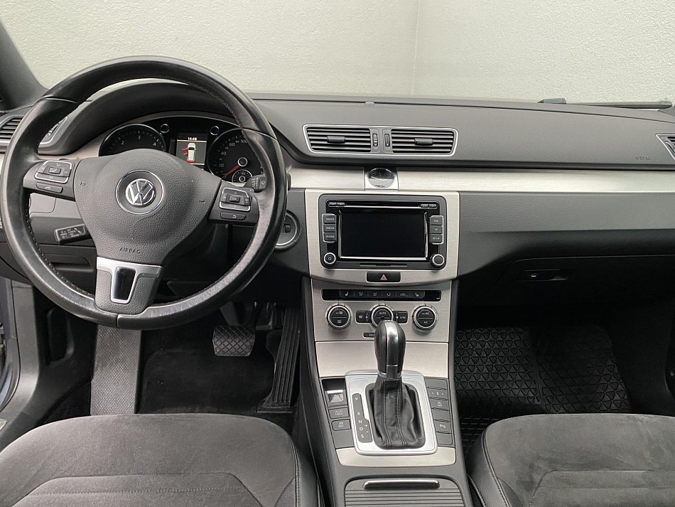 Volkswagen Passat 2.0 TDi Highline