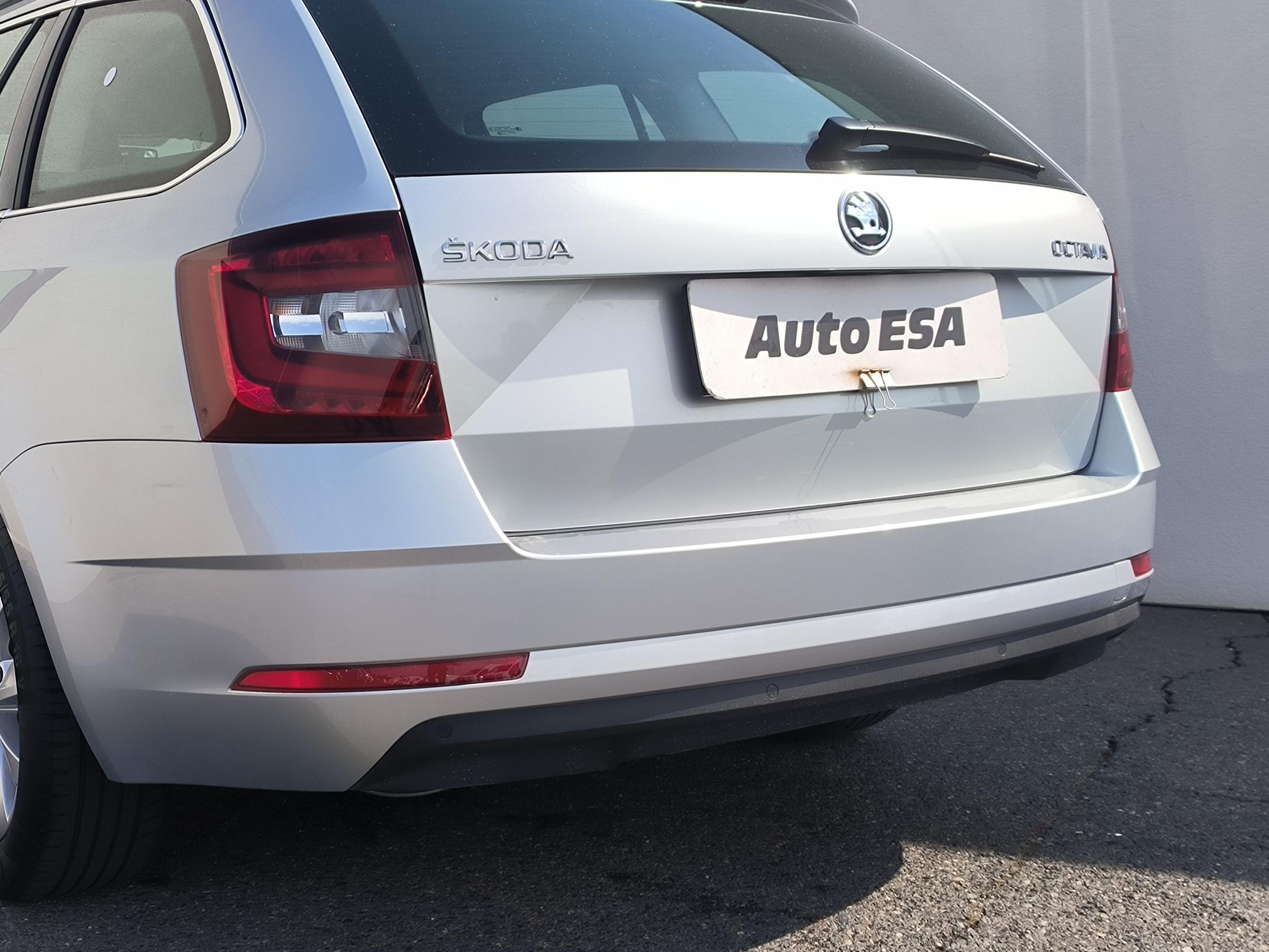 Škoda Octavia III, 2019 - pohled č. 24