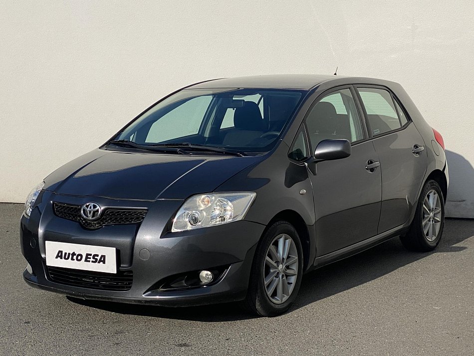 Toyota Auris 2.0 D-4D 