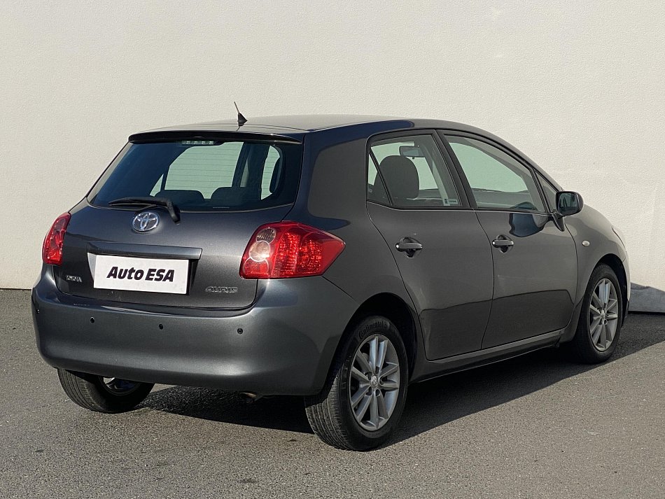 Toyota Auris 2.0 D-4D 