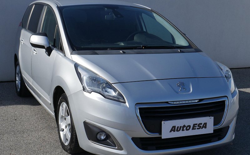 Peugeot 5008 2.0 HDi 