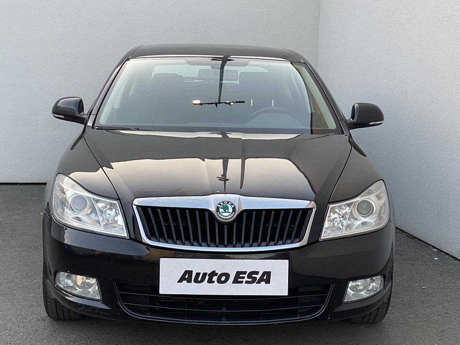 Škoda Octavia II 2.0TDi Elegance