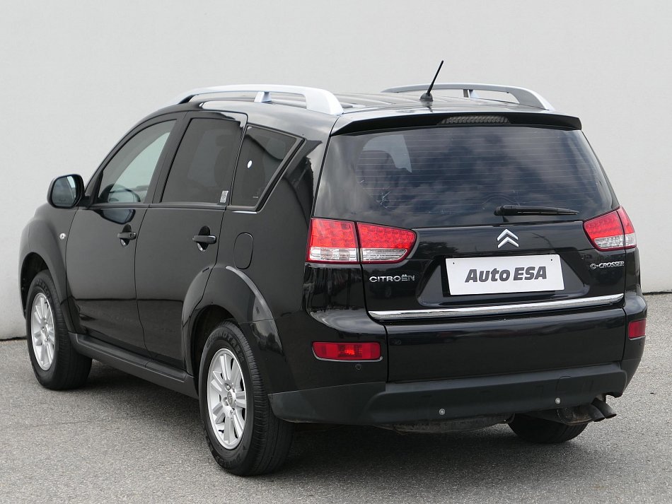 Citroën C-Crosser 2.2HDi 