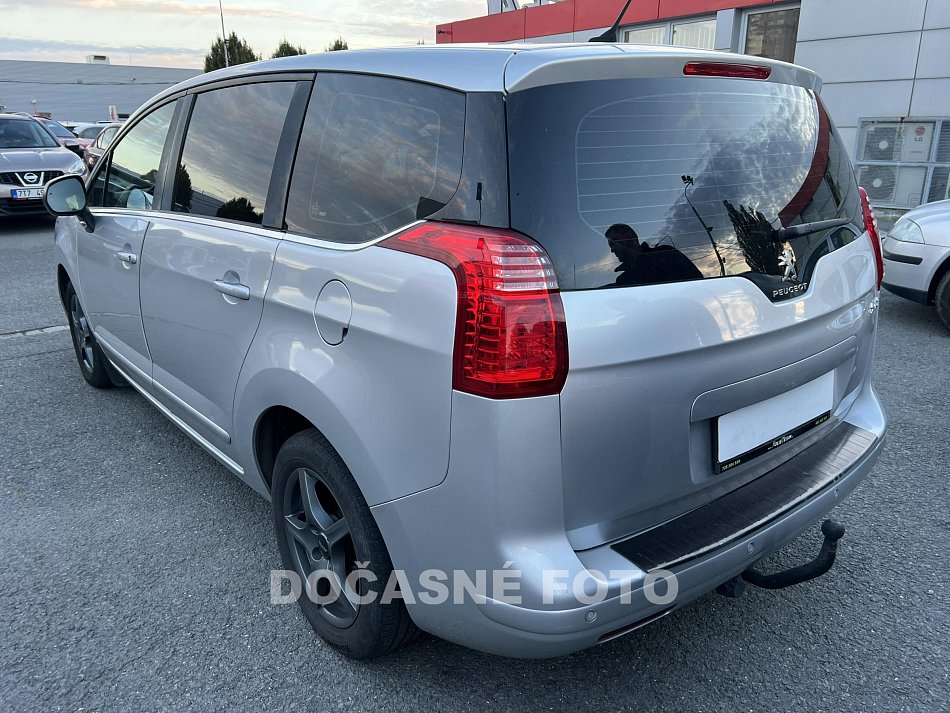 Peugeot 5008 2.0 HDi 