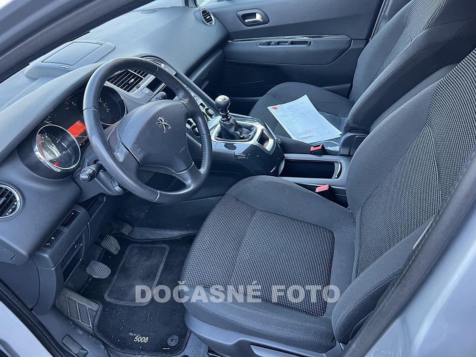 Peugeot 5008 2.0 HDi 