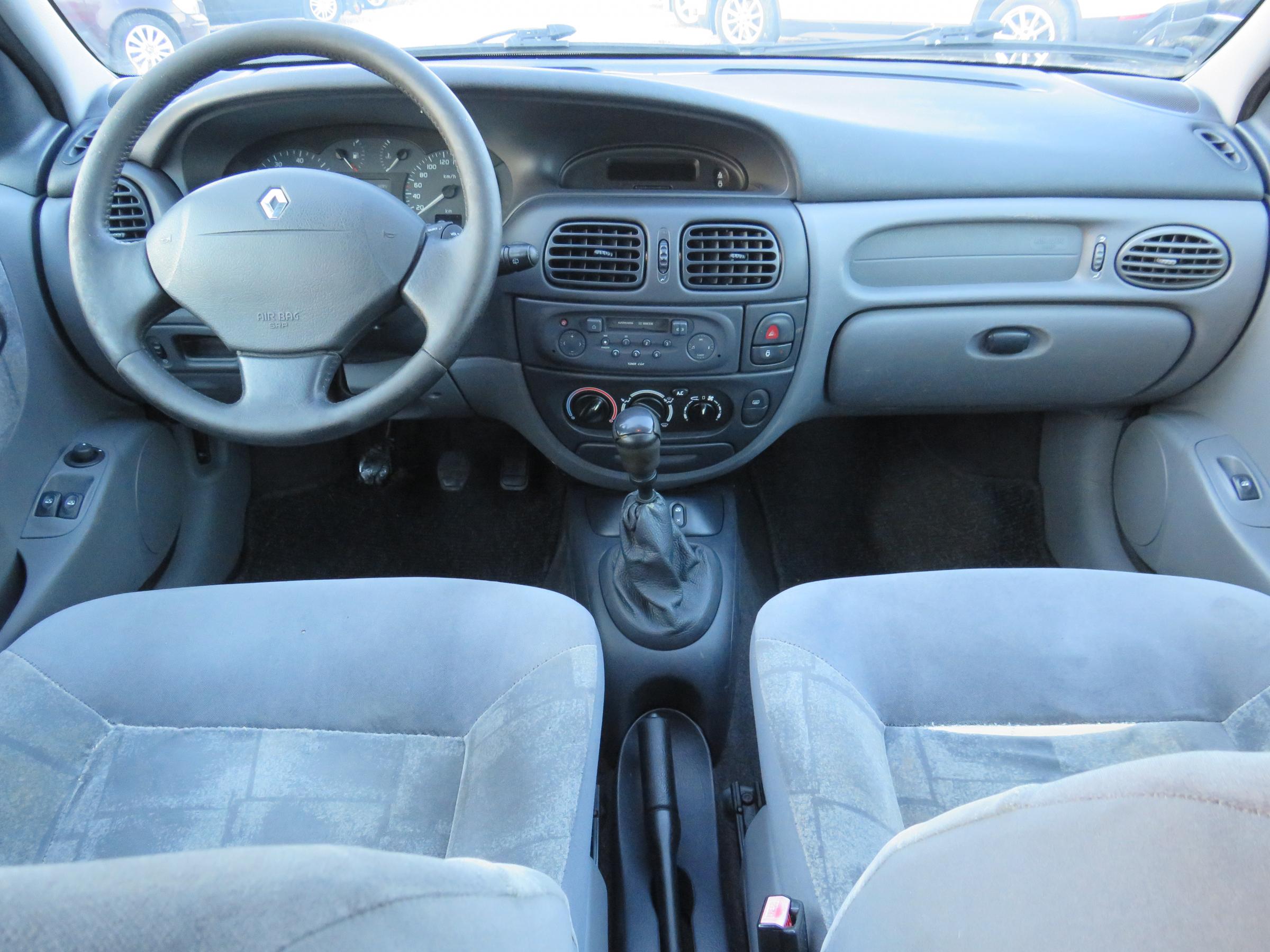 Renault Mégane, 2000 - pohled č. 8