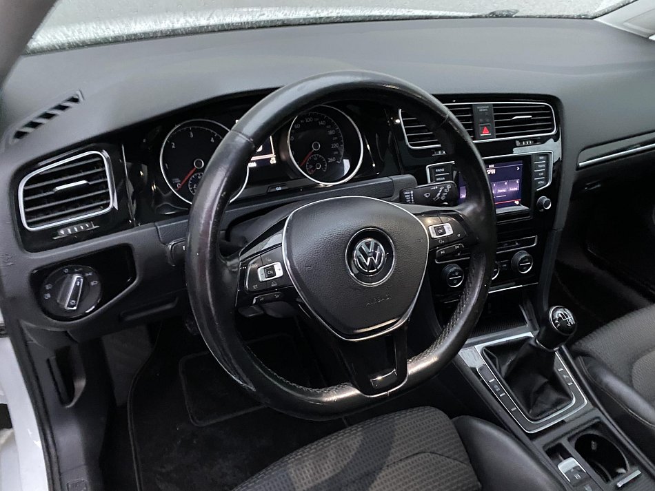 Volkswagen Golf 2.0 TDi Highline