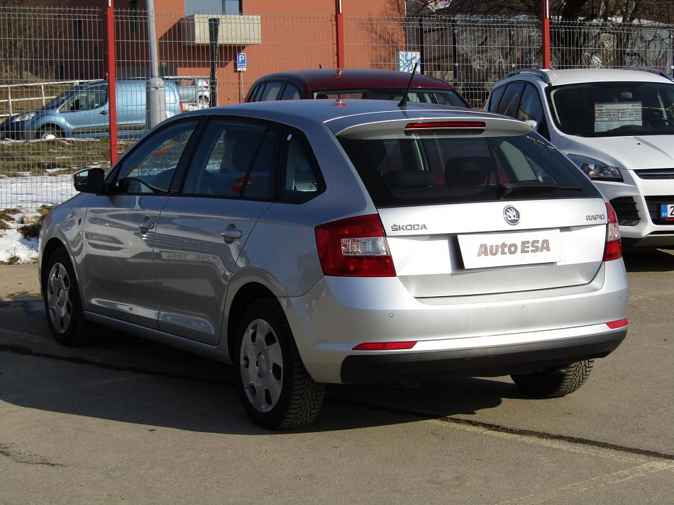 Škoda Rapid 1.6 TDi Ambition Spaceback