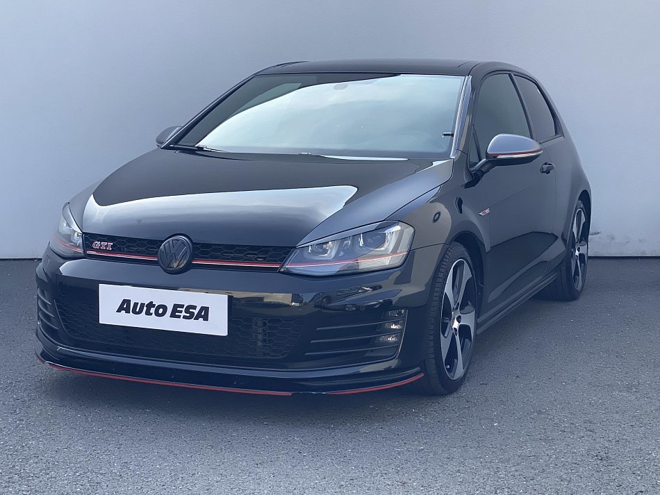 Volkswagen Golf 2.0TSi GTi