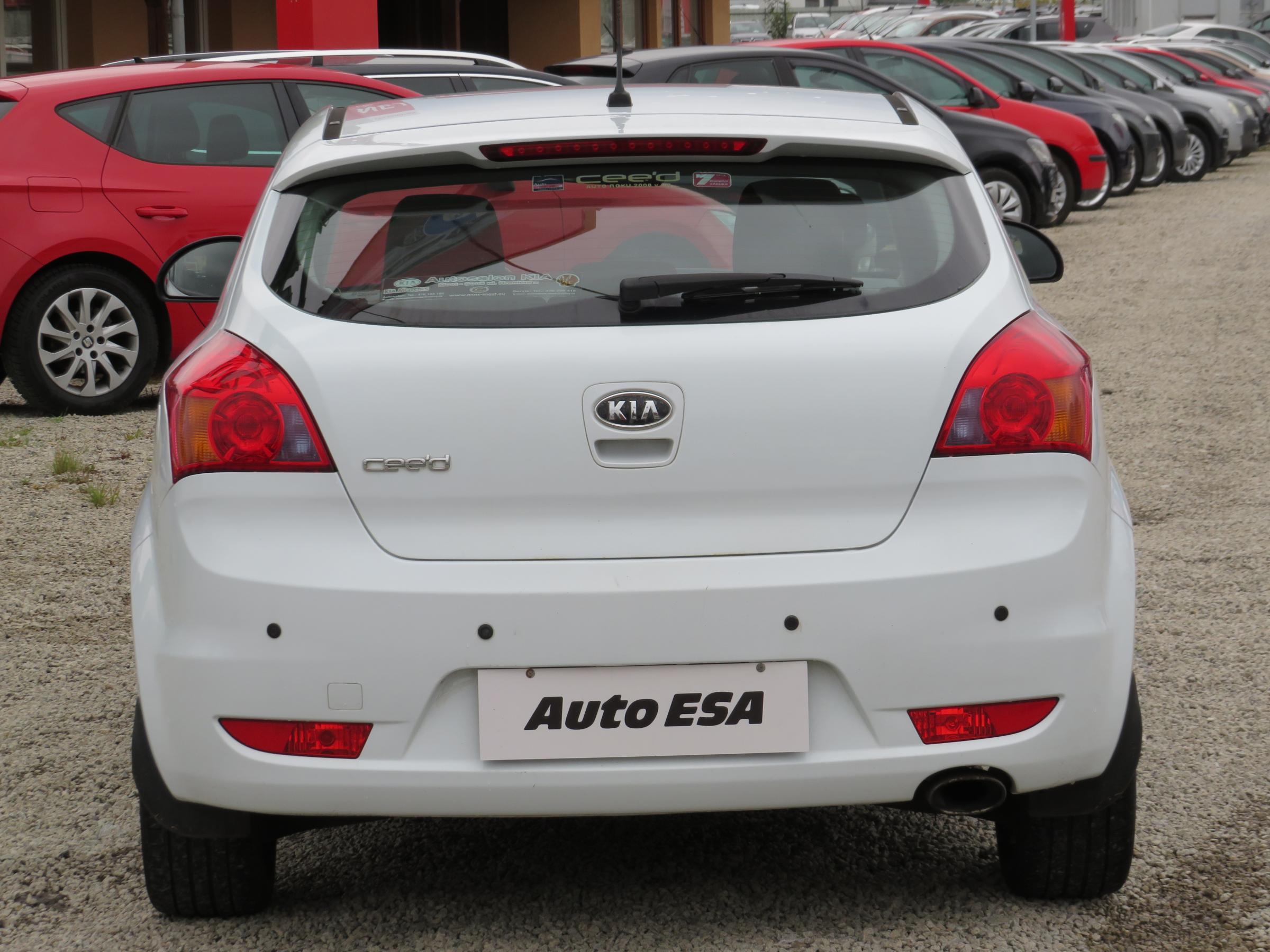 Kia Cee´d, 2009 - pohled č. 5