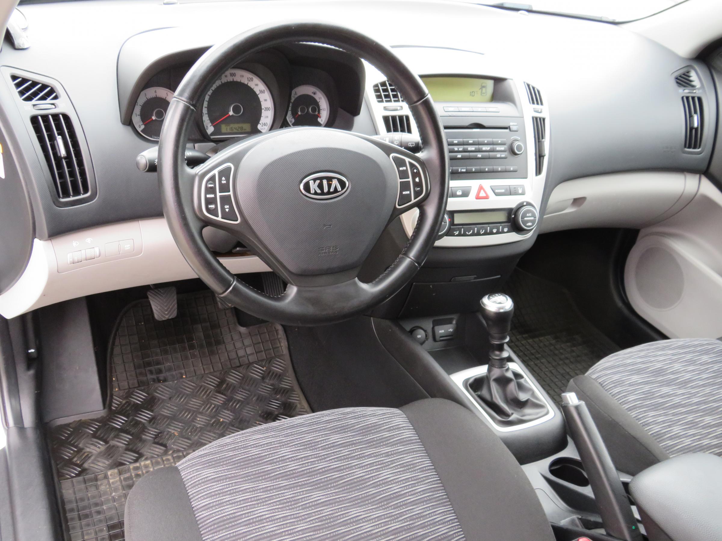 Kia Cee´d, 2009 - pohled č. 9