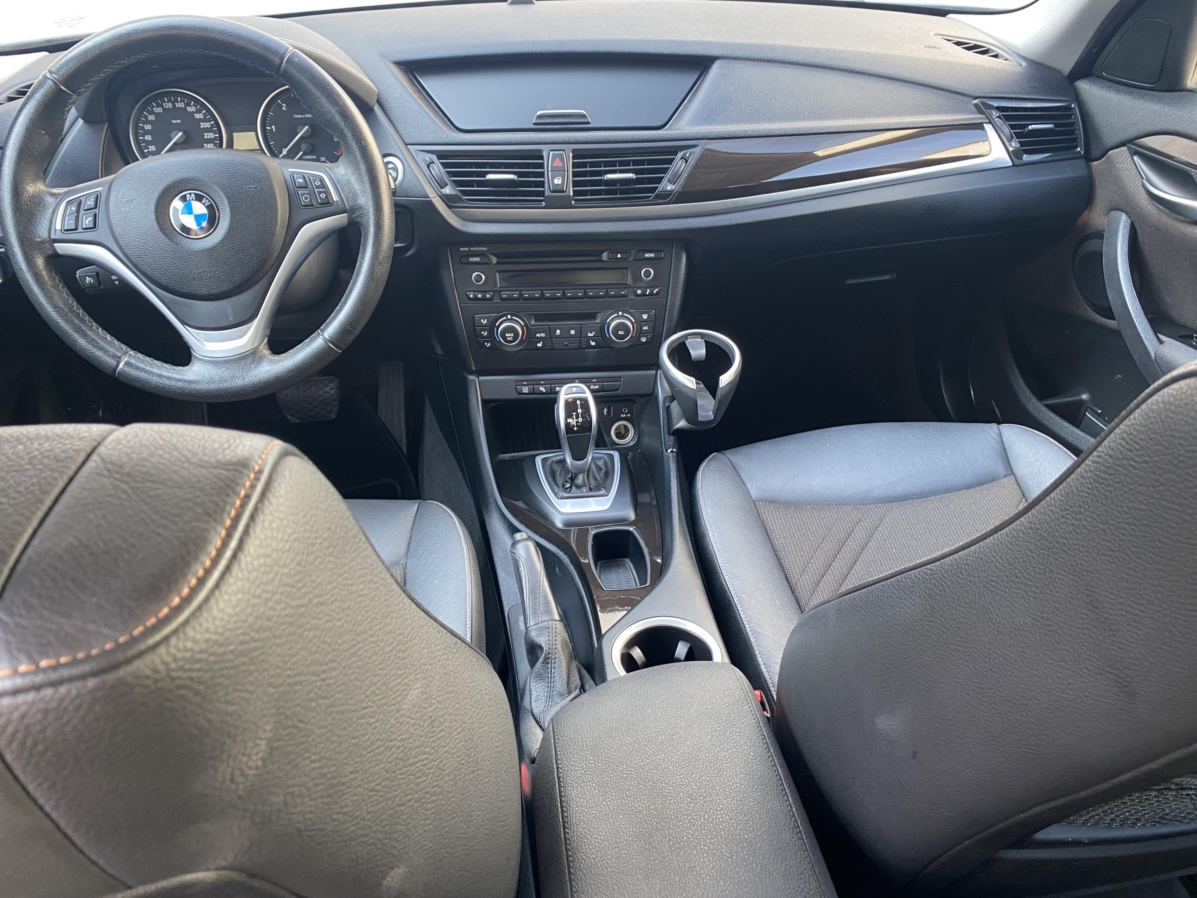 BMW X1, 2014 - pohled č. 9