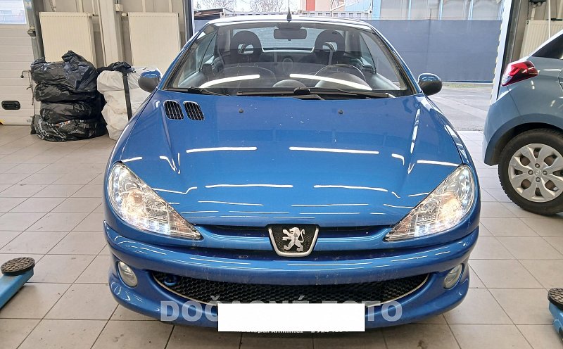 Peugeot 206 1.6i 