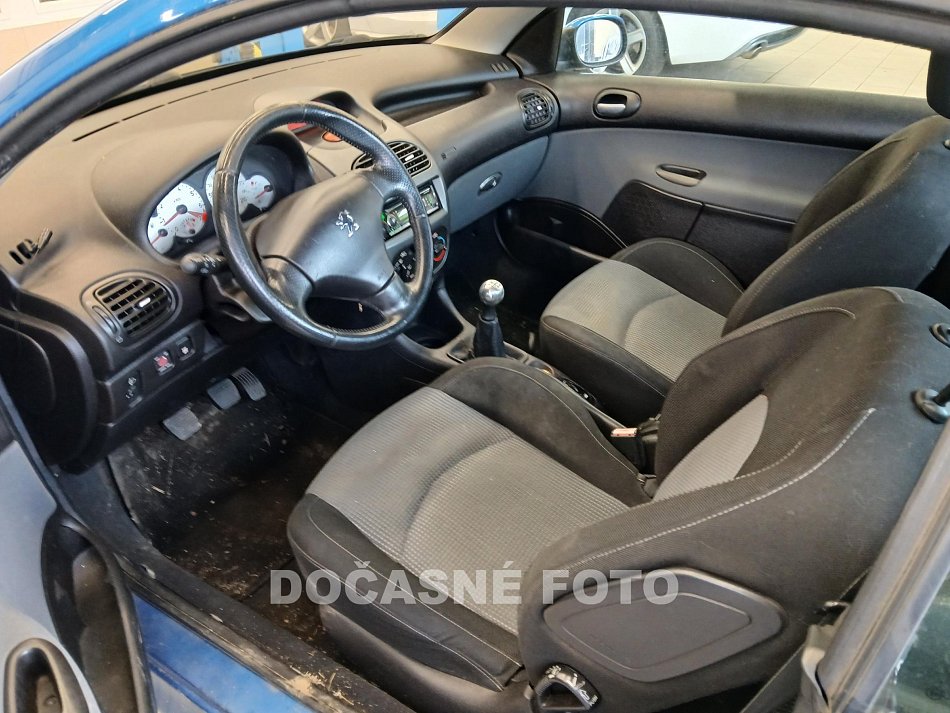 Peugeot 206 1.6i 