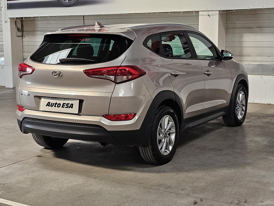 Hyundai Tucson 1.7 CRDi 