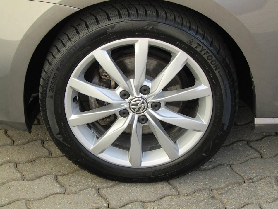 Volkswagen Golf 1.2 TSI Comfortline VII