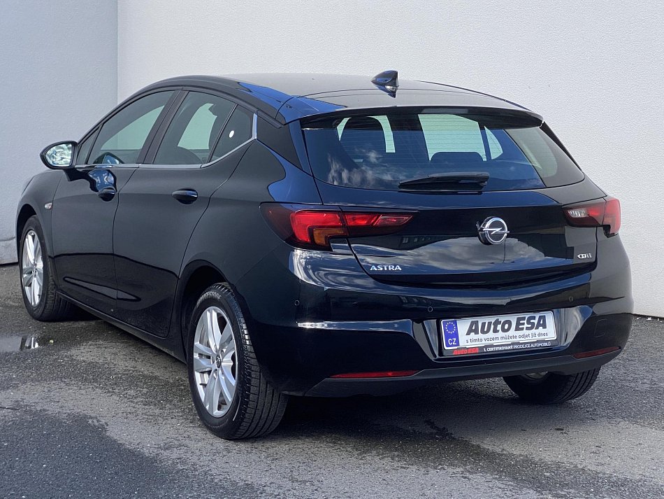 Opel Astra 1.6 CDTi Bussines