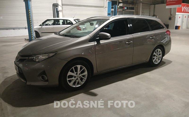 Toyota Auris 1.6 