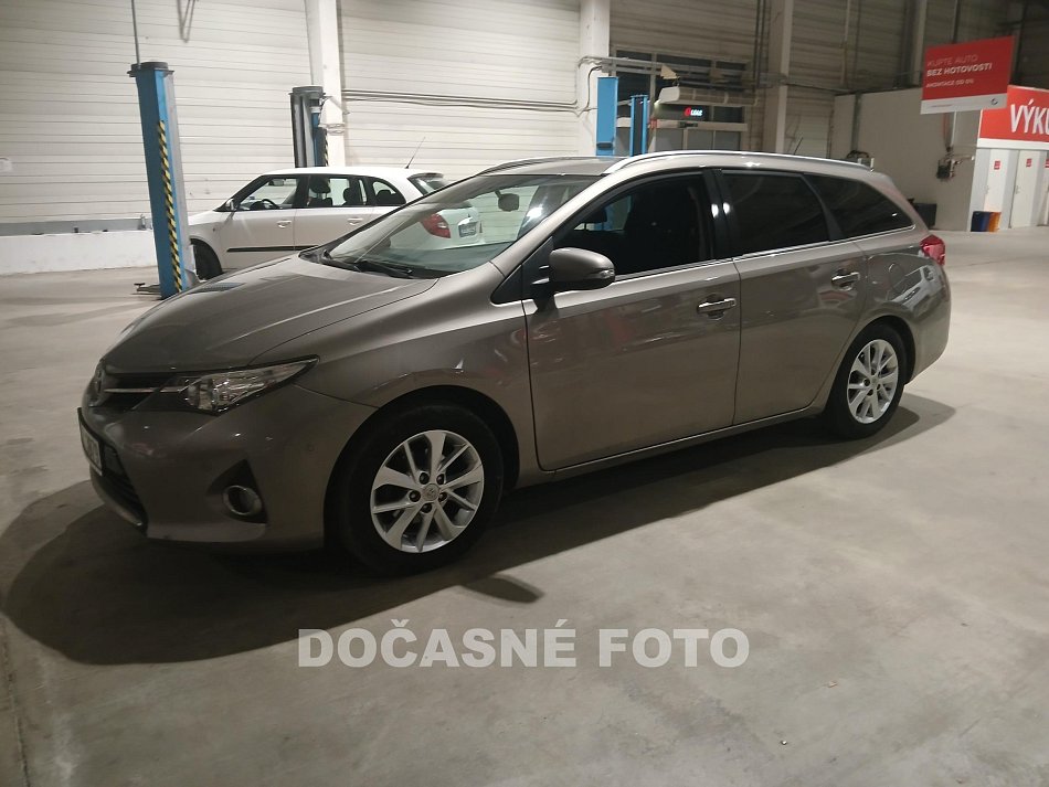 Toyota Auris 1.6 