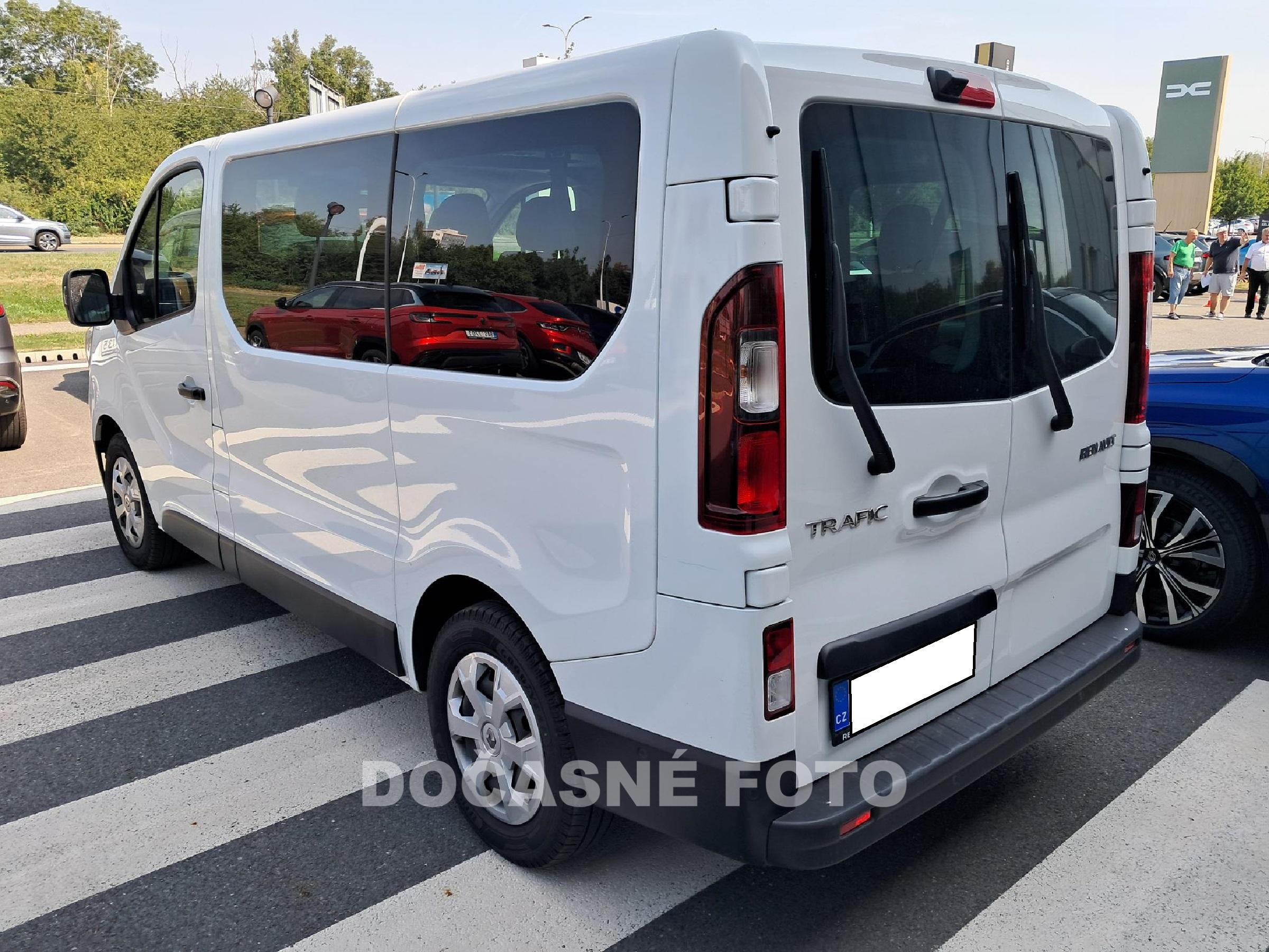 Renault Trafic, 2023 - pohled č. 4