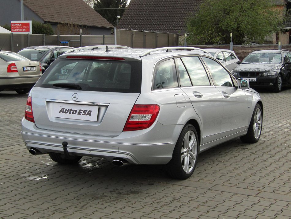 Mercedes-Benz Třída C 3.0CDi  C300 4MATIC