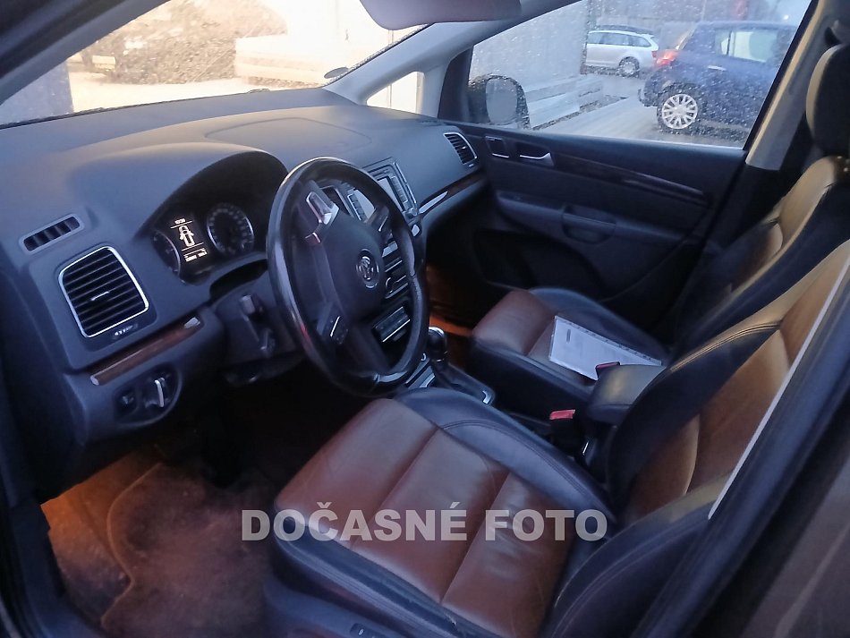 Volkswagen Sharan 2.0 TDi 