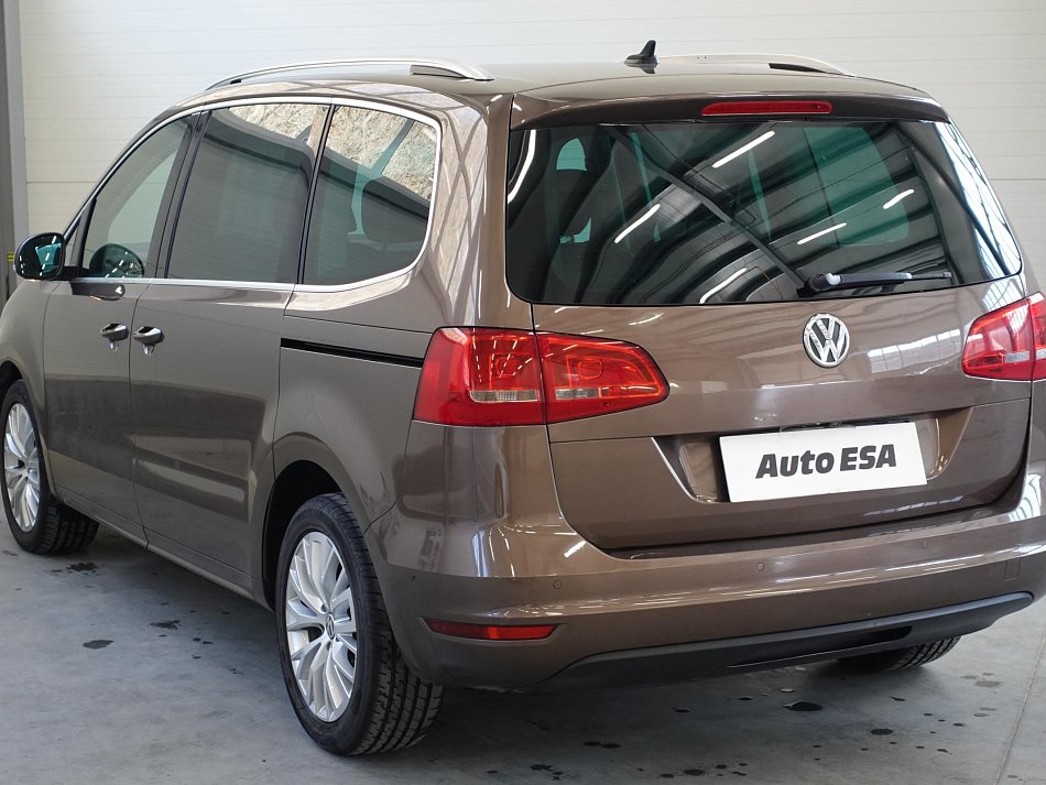 Volkswagen Sharan 2.0 TDi 