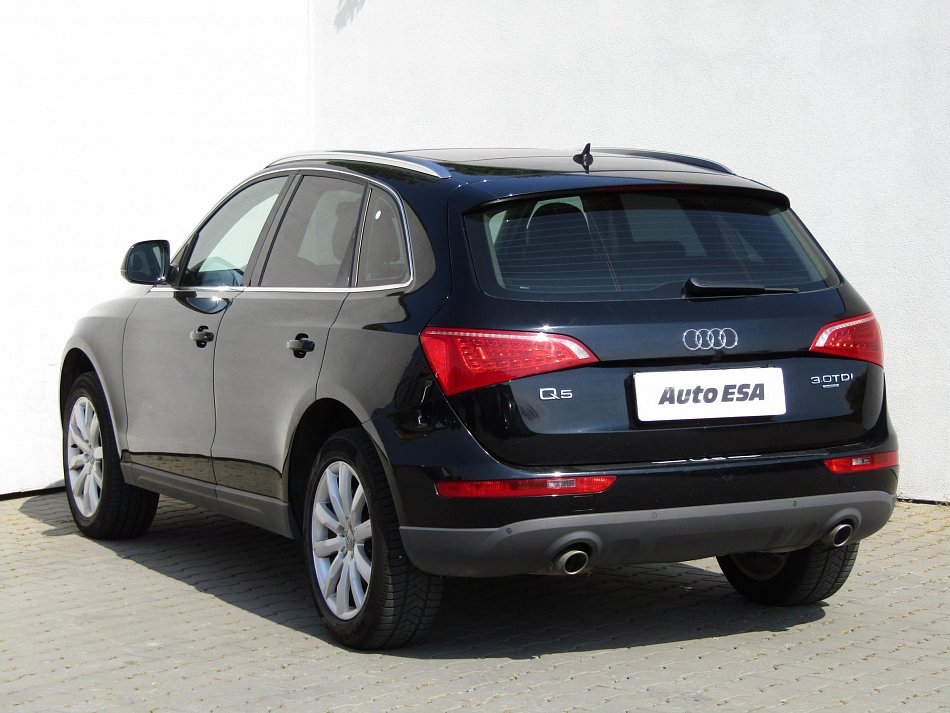 Audi Q5 3.0 TDI  quattro