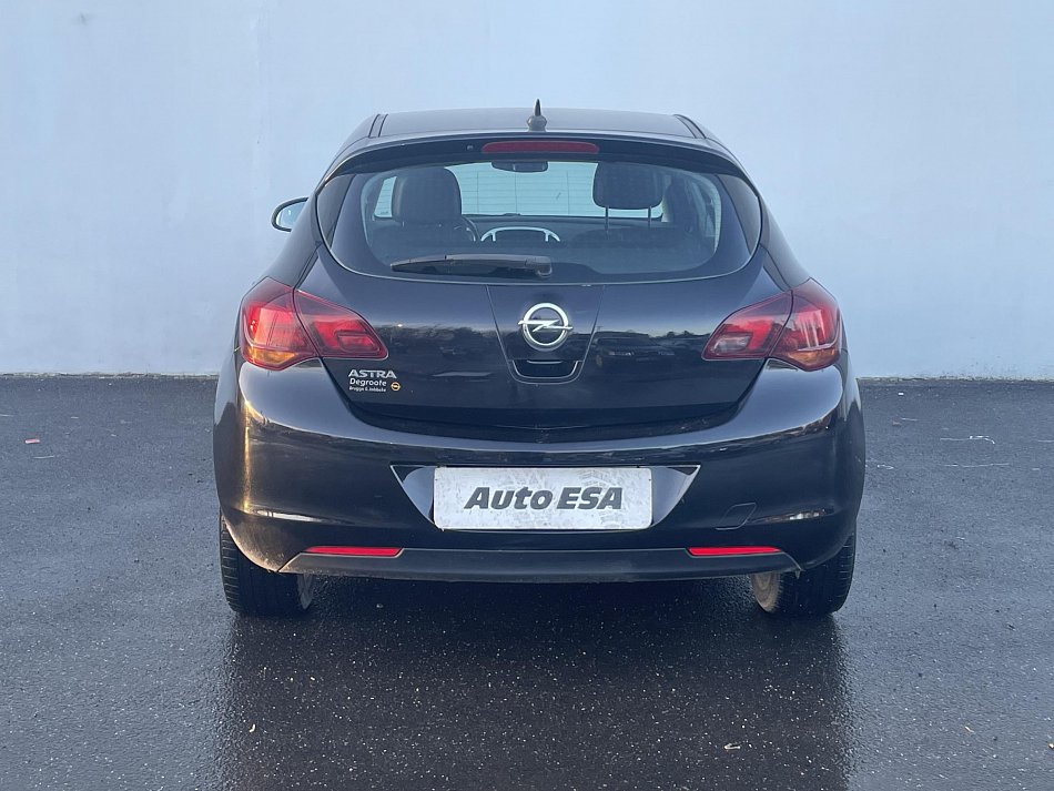 Opel Astra 1.6 16V Sport