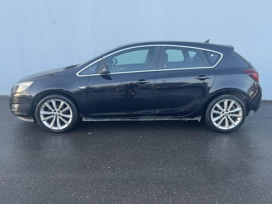 Opel Astra 1.6 16V Sport