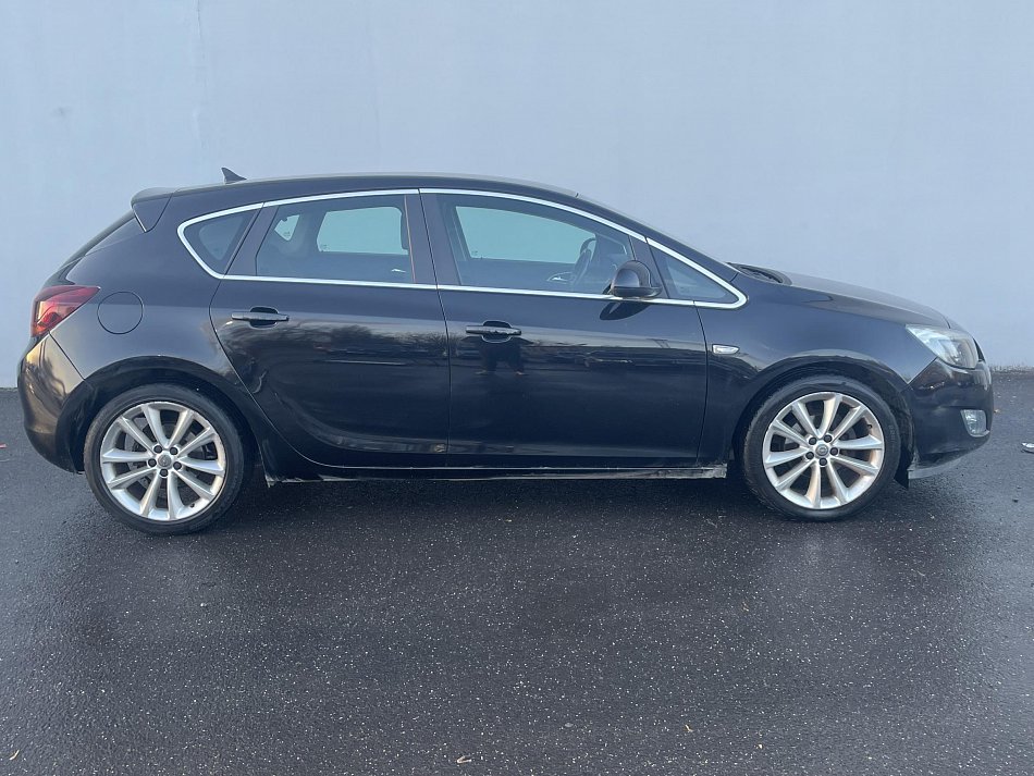 Opel Astra 1.6 16V Sport