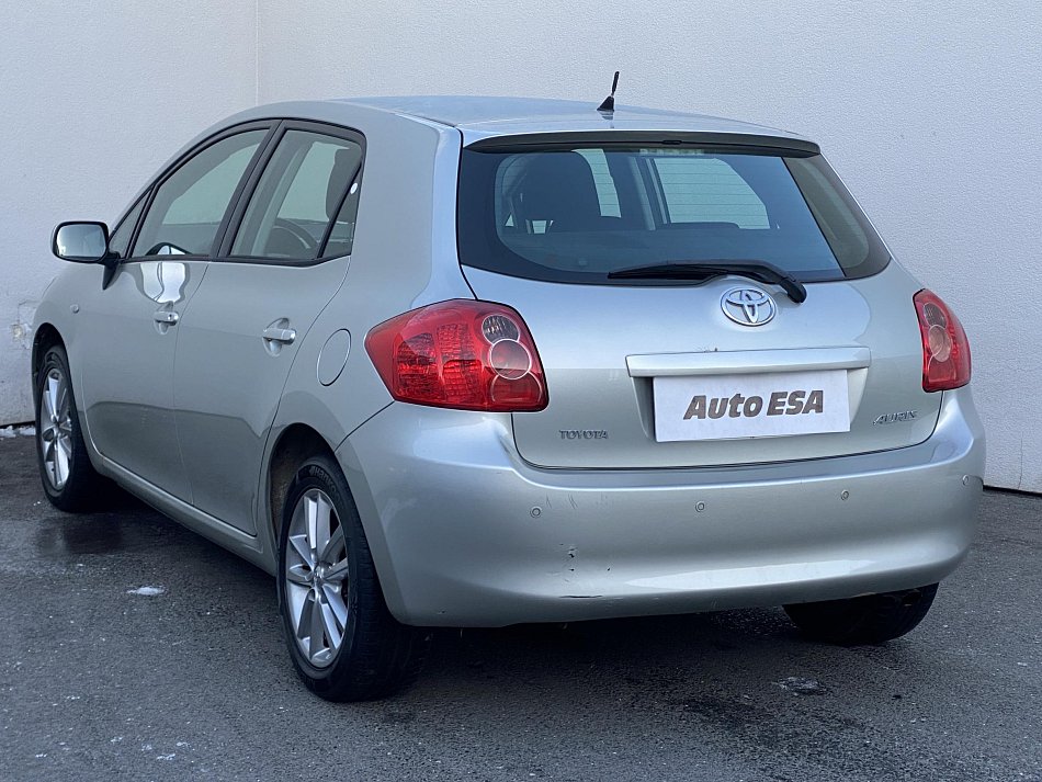 Toyota Auris 1.6 i 