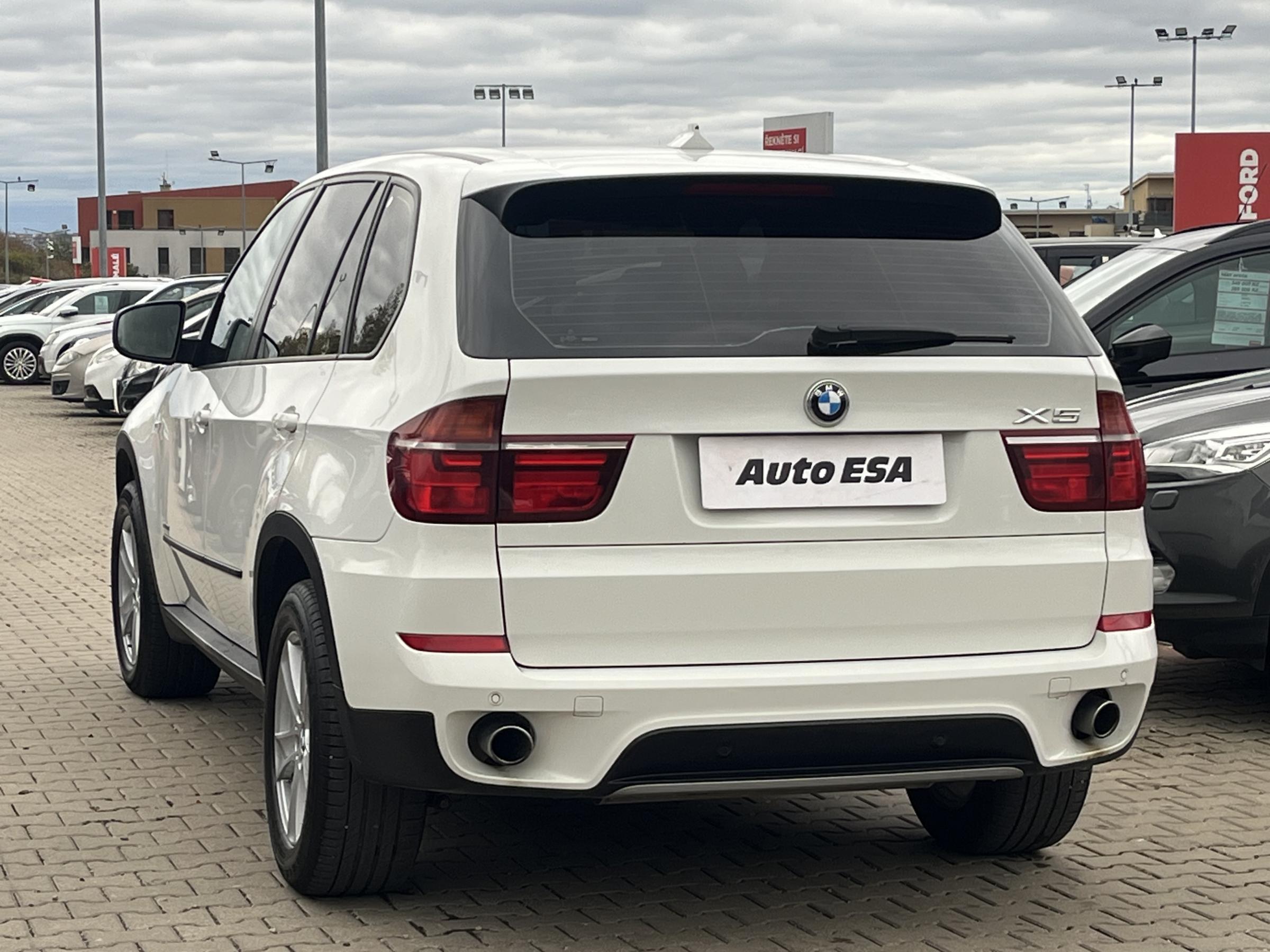 BMW X5, 2012 - pohled č. 6