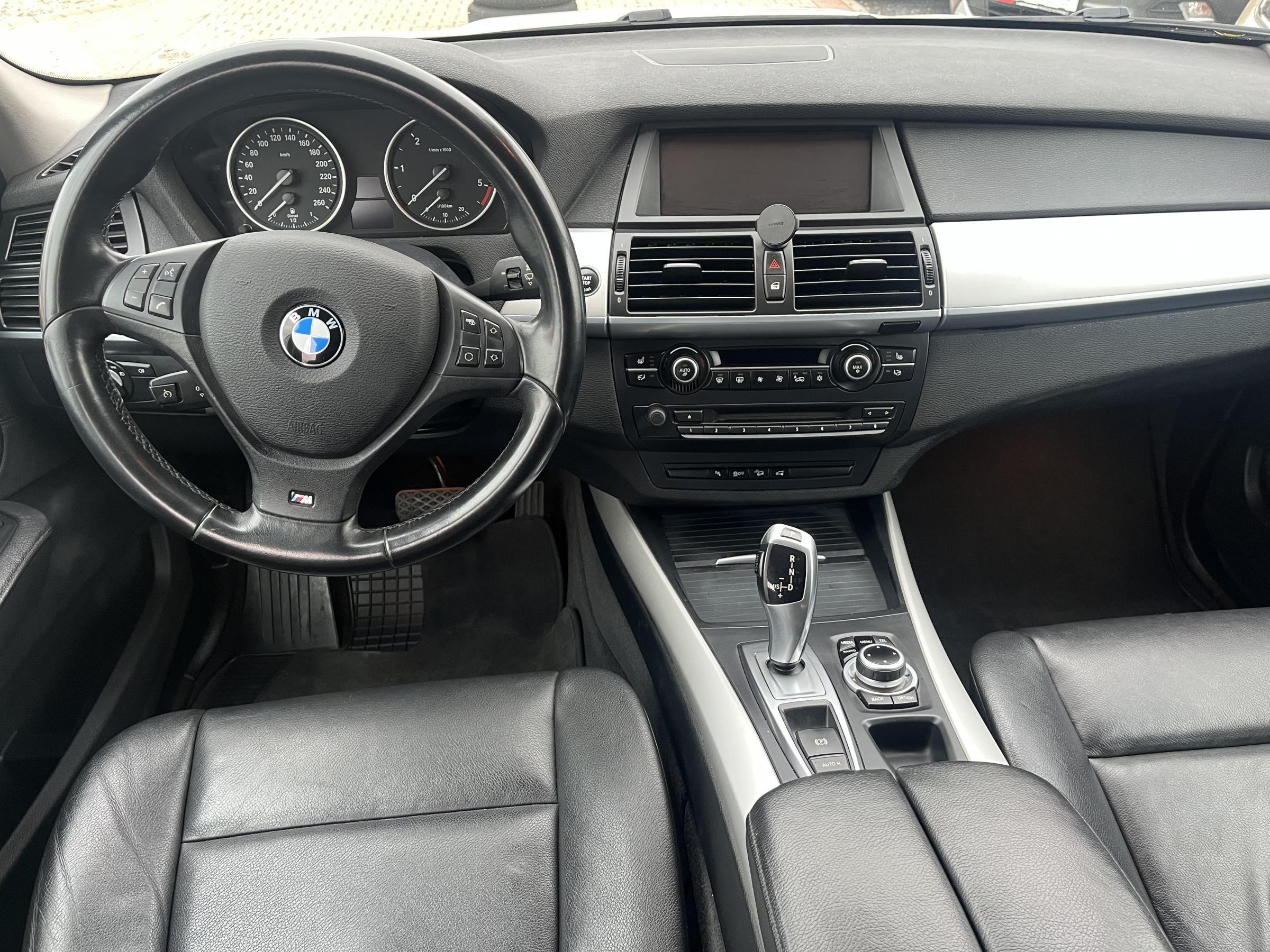 BMW X5, 2012 - pohled č. 9