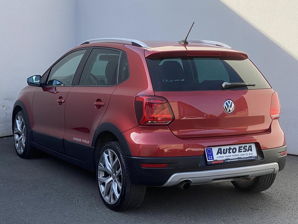 Volkswagen Polo 1.2 TSi CROSS