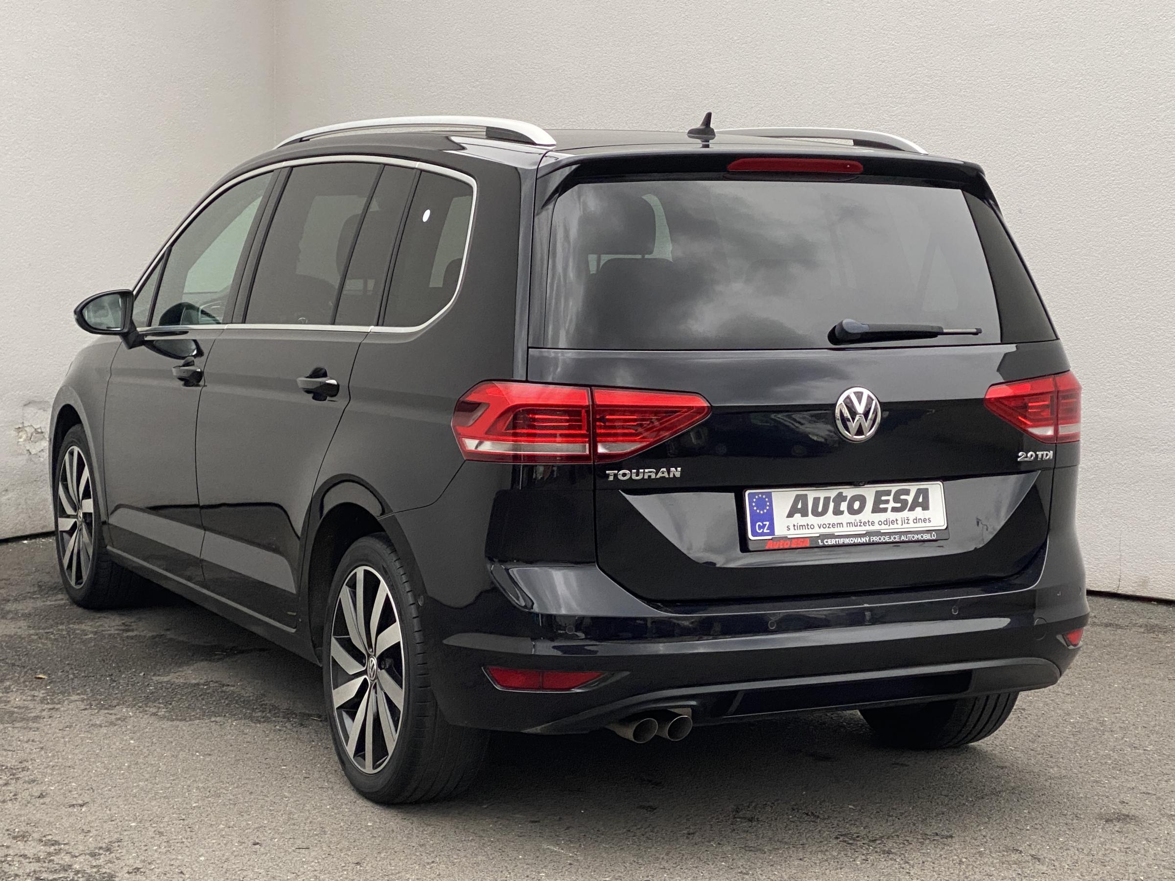 Volkswagen Touran, 2016 - pohled č. 6