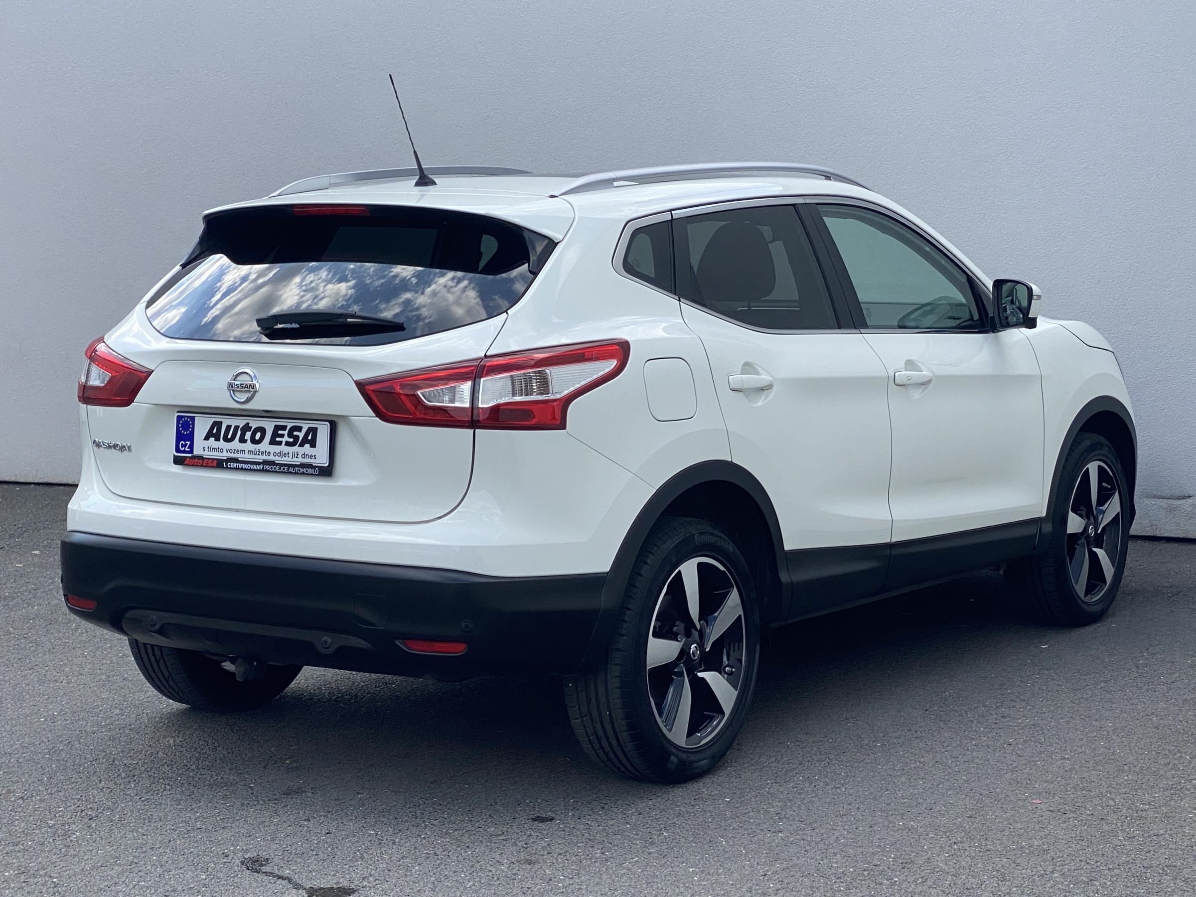 Nissan Qashqai, 2016 - pohled č. 4