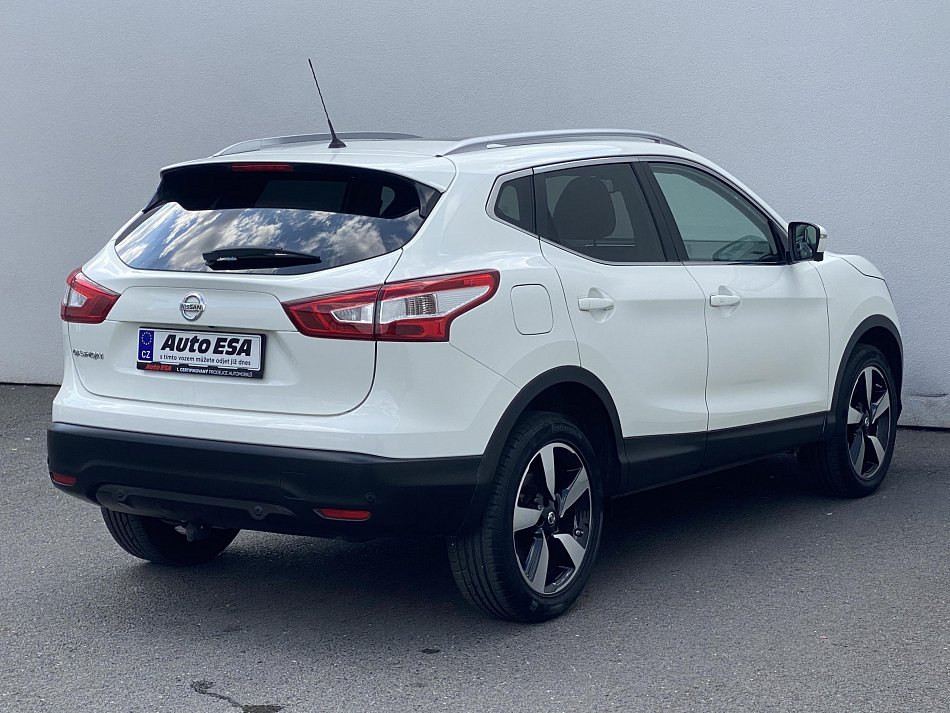 Nissan Qashqai 1.6 DIG-T N-Connecta