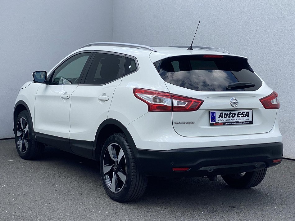 Nissan Qashqai 1.6 DIG-T N-Connecta