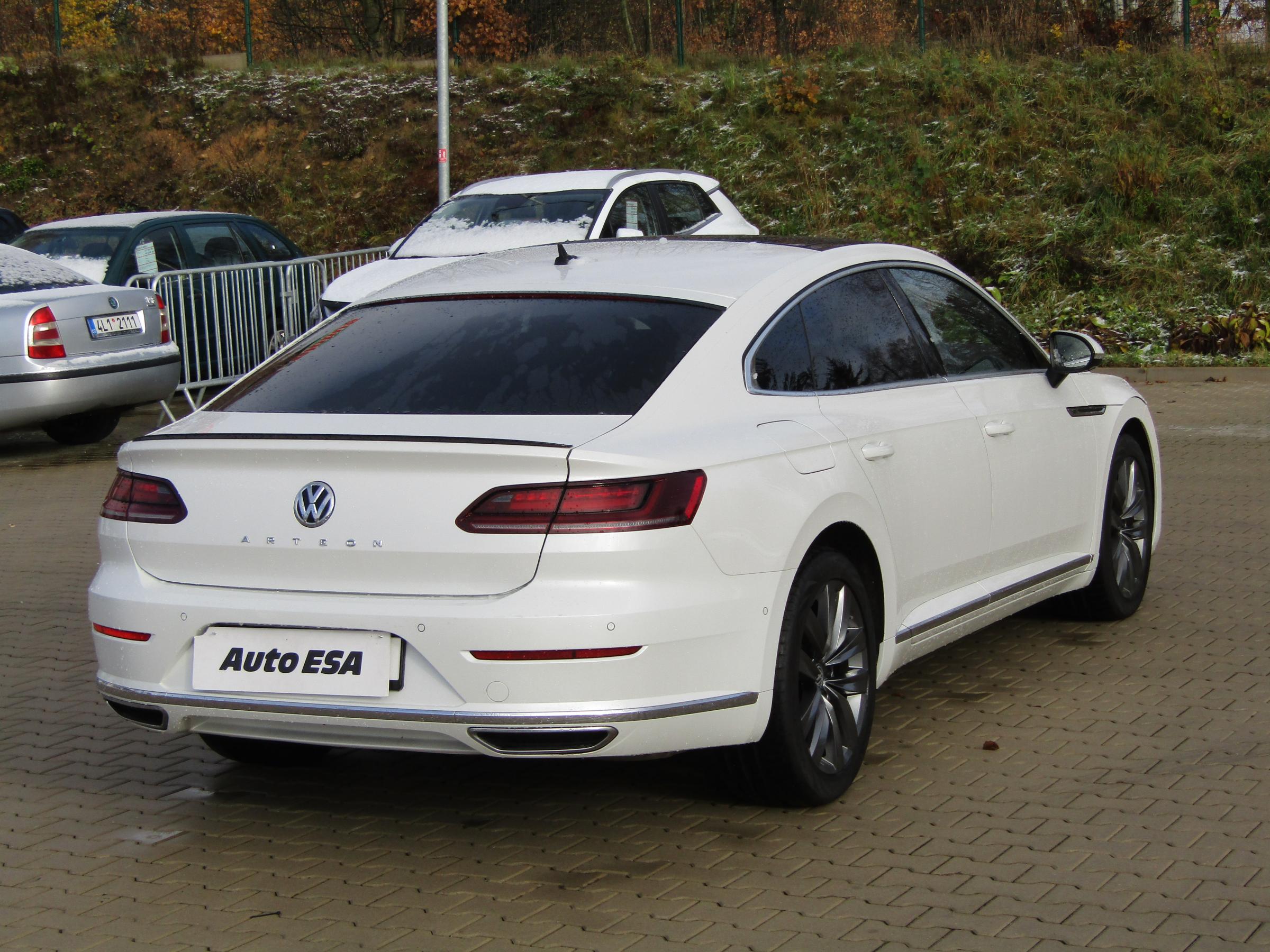 Volkswagen Arteon, 2018 - pohled č. 4