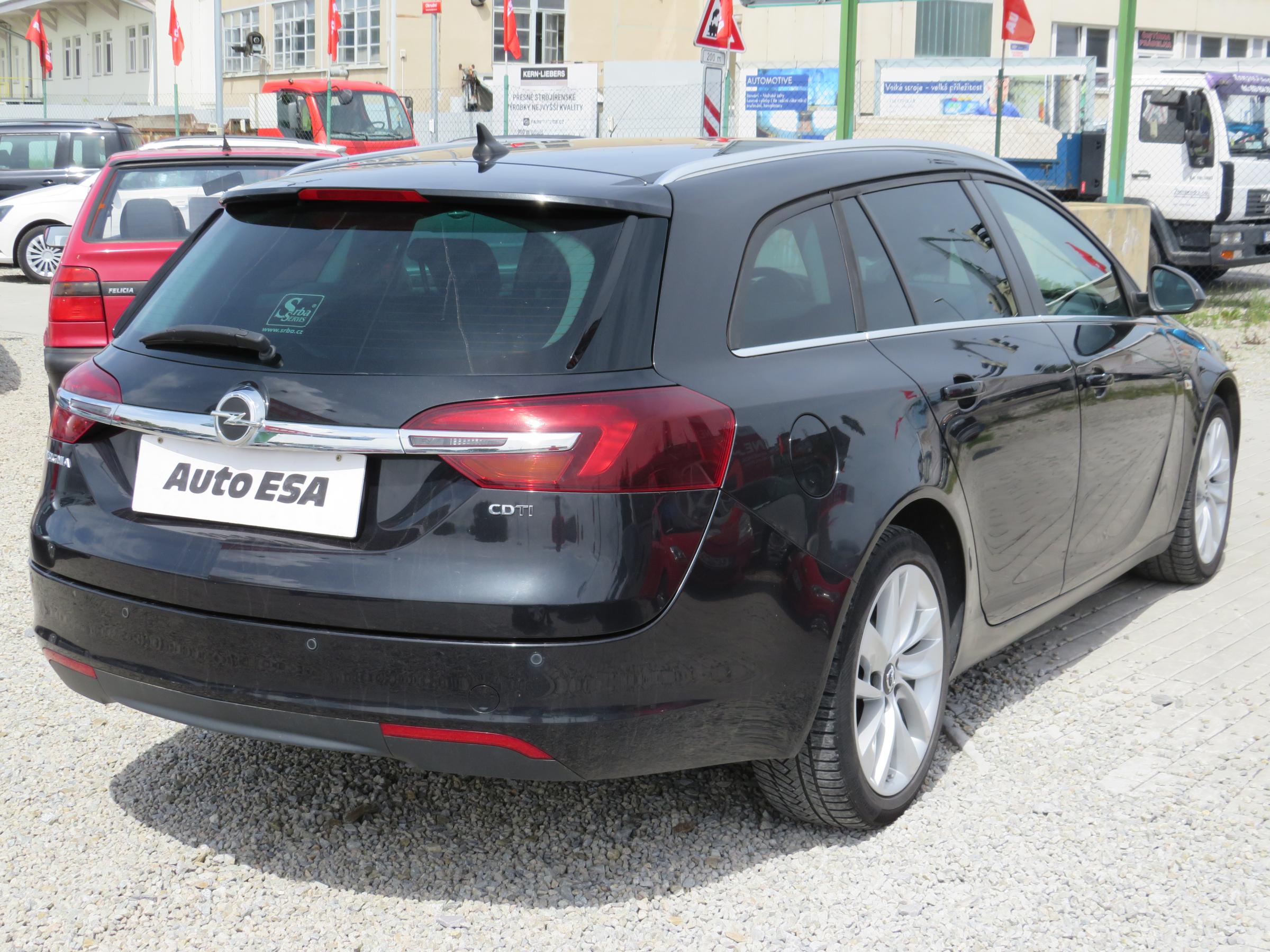 Opel Insignia, 2013 - pohled č. 4