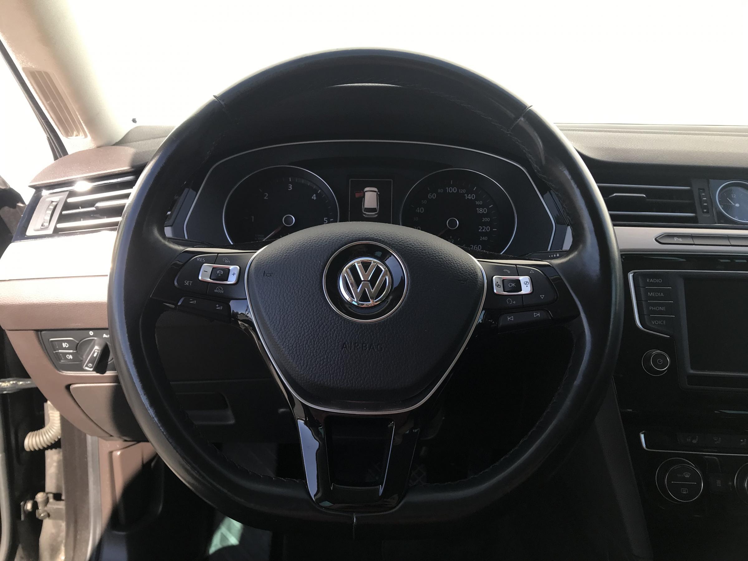 Volkswagen Passat, 2015 - pohled č. 14