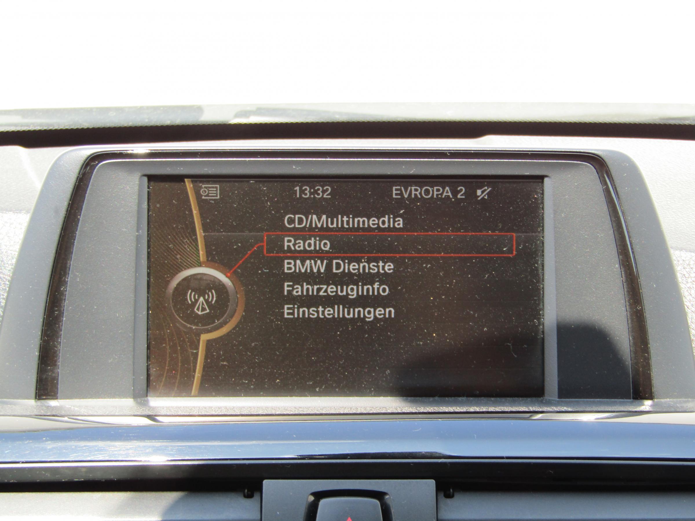 BMW Řada 3, 2012 - pohled č. 20